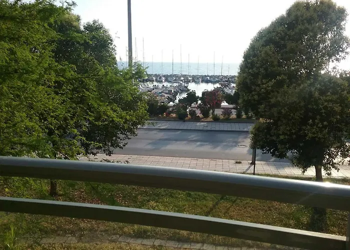 Luxury With Sea View! *